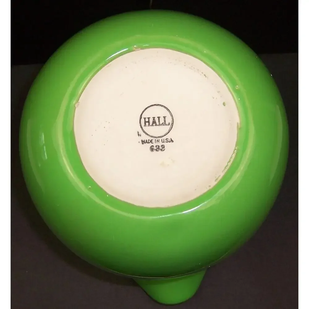 Vintage Hall China Chartreuse Green Tilted Ball Pitcher Ice Lip Model 633 USA